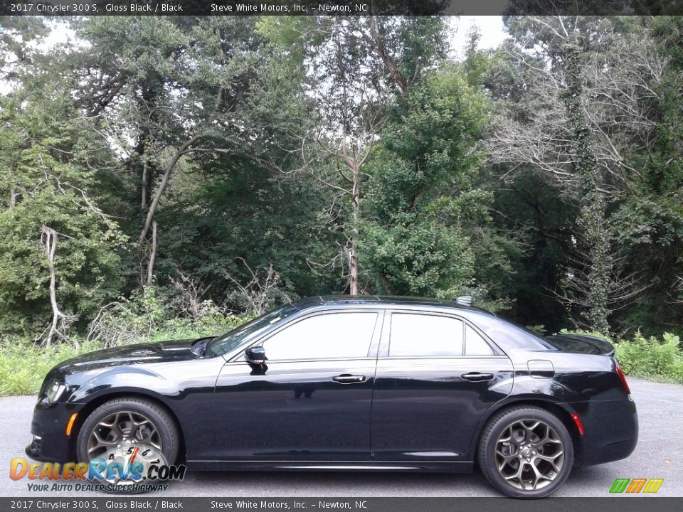 2017 Chrysler 300 S Gloss Black / Black Photo #1