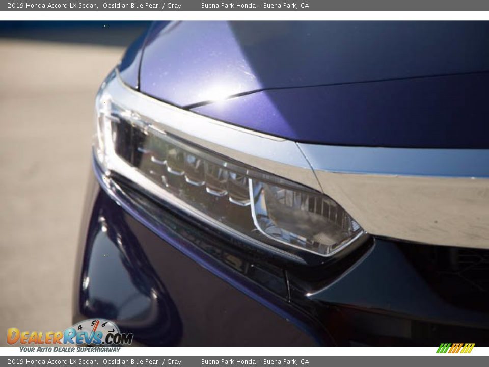 2019 Honda Accord LX Sedan Obsidian Blue Pearl / Gray Photo #8