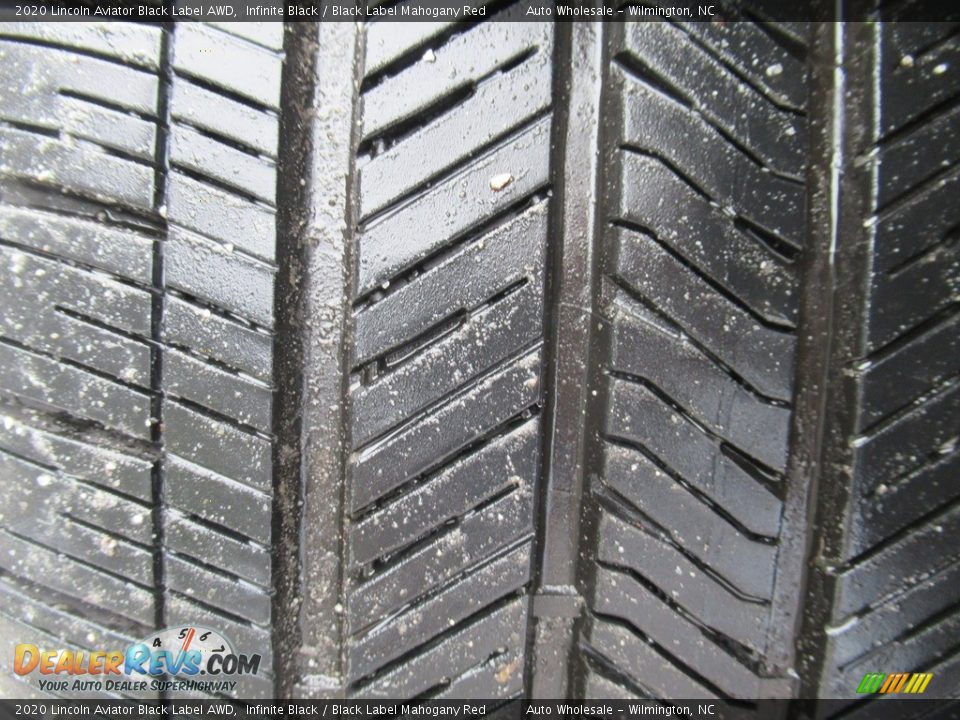 2020 Lincoln Aviator Black Label AWD Infinite Black / Black Label Mahogany Red Photo #8
