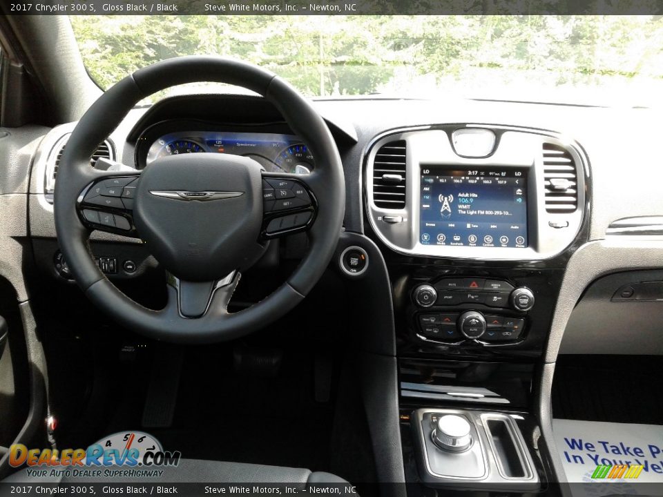 2017 Chrysler 300 S Gloss Black / Black Photo #18