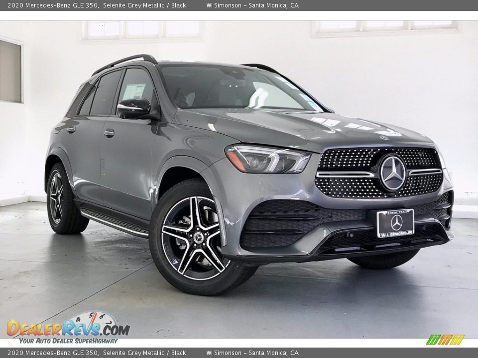 Front 3/4 View of 2020 Mercedes-Benz GLE 350 Photo #12