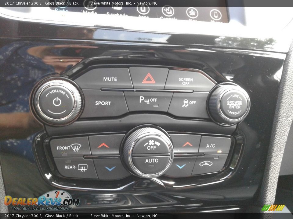 2017 Chrysler 300 S Gloss Black / Black Photo #27