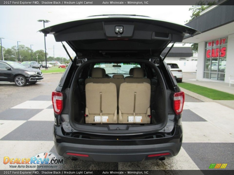 2017 Ford Explorer FWD Shadow Black / Medium Light Camel Photo #5