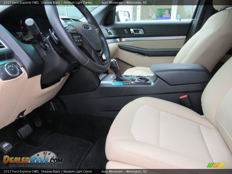 2017 Ford Explorer FWD Shadow Black / Medium Light Camel Photo #10