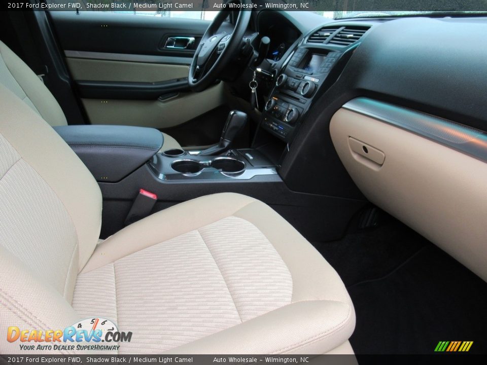 2017 Ford Explorer FWD Shadow Black / Medium Light Camel Photo #12