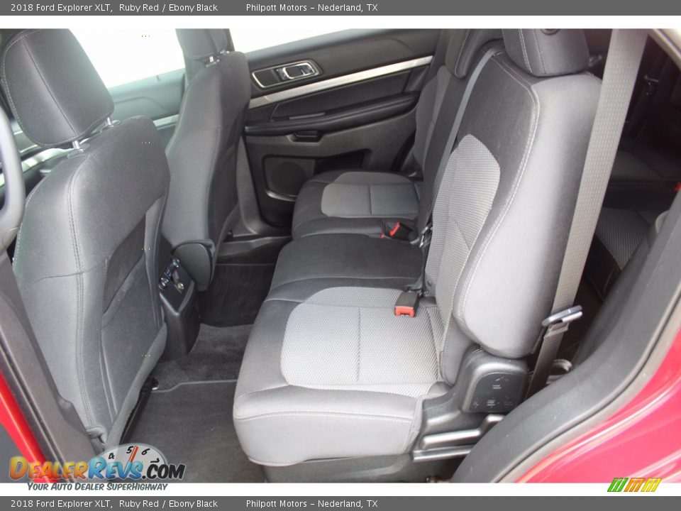 2018 Ford Explorer XLT Ruby Red / Ebony Black Photo #25