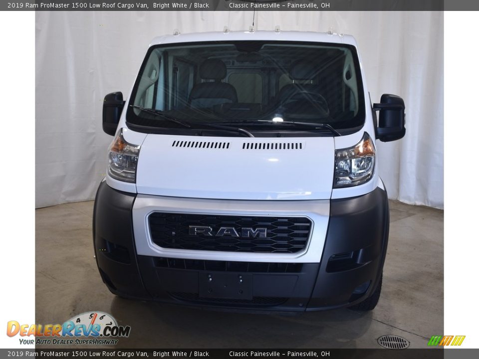 2019 Ram ProMaster 1500 Low Roof Cargo Van Bright White / Black Photo #4