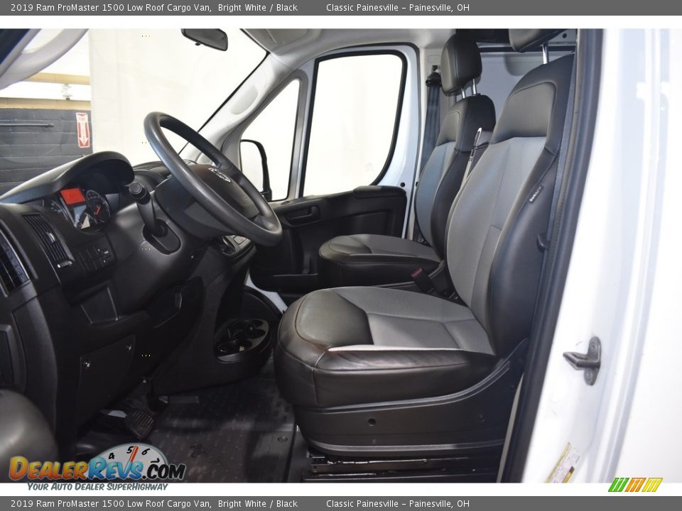 2019 Ram ProMaster 1500 Low Roof Cargo Van Bright White / Black Photo #6