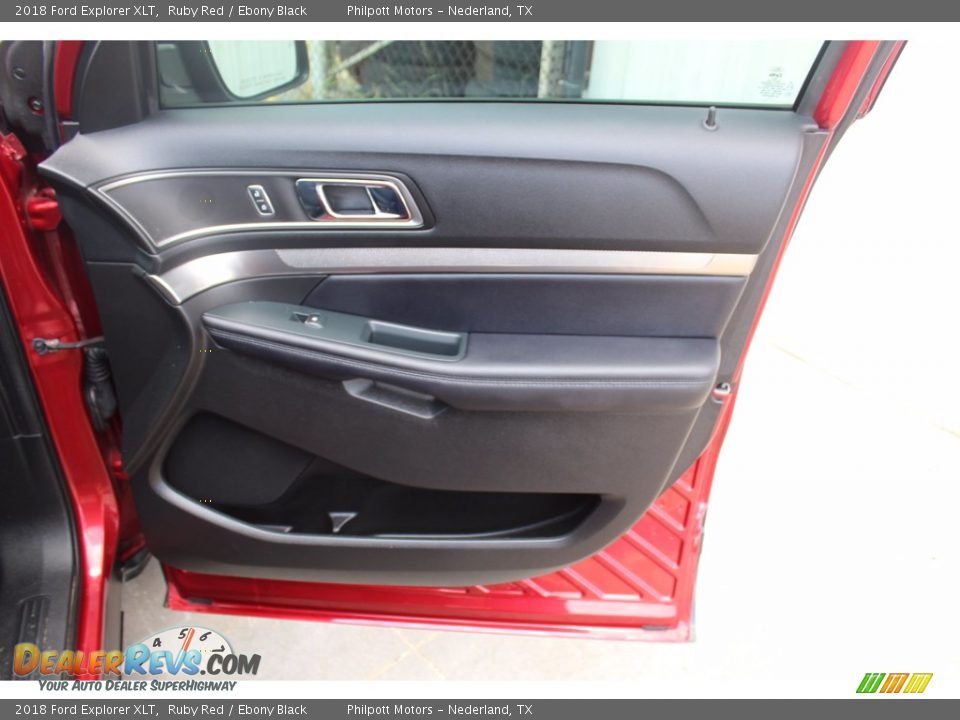 2018 Ford Explorer XLT Ruby Red / Ebony Black Photo #32