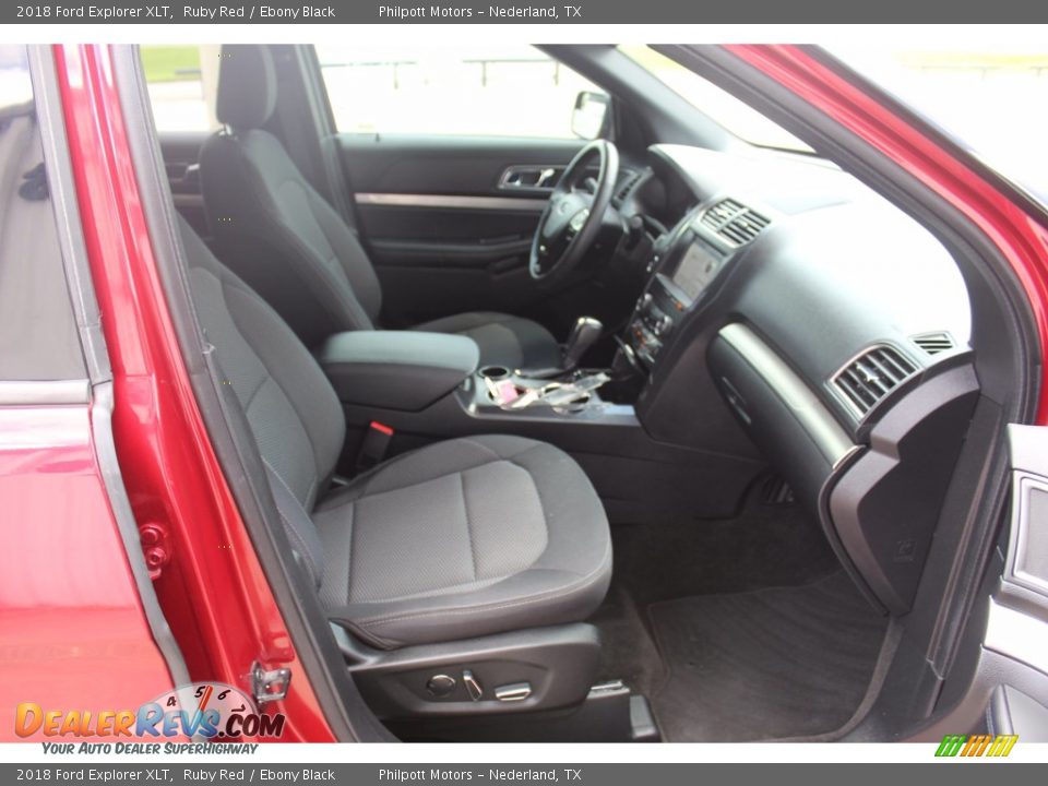 2018 Ford Explorer XLT Ruby Red / Ebony Black Photo #33