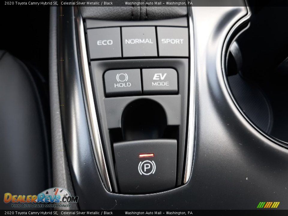 Controls of 2020 Toyota Camry Hybrid SE Photo #13