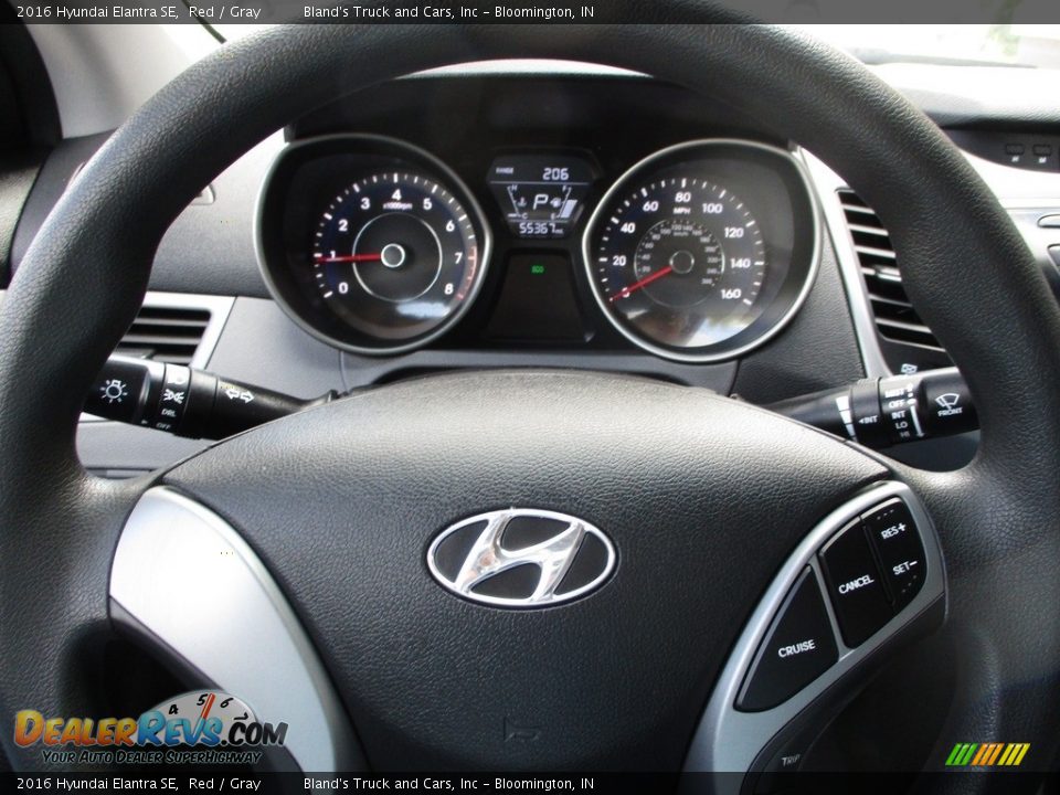 2016 Hyundai Elantra SE Red / Gray Photo #11