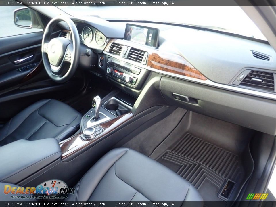 Dashboard of 2014 BMW 3 Series 328i xDrive Sedan Photo #12