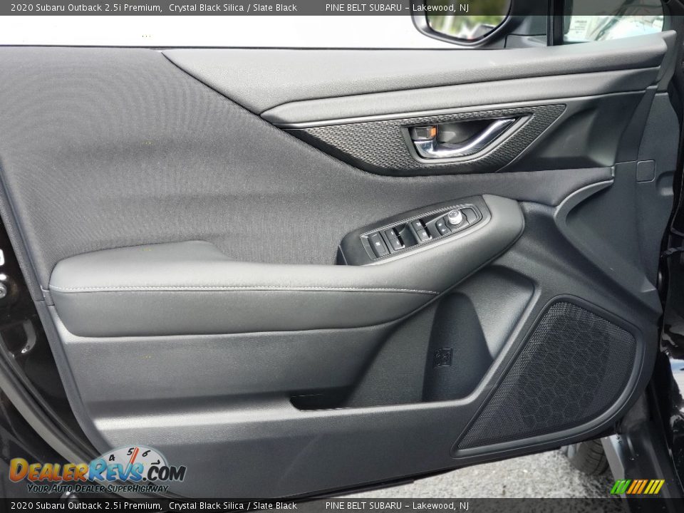 2020 Subaru Outback 2.5i Premium Crystal Black Silica / Slate Black Photo #12