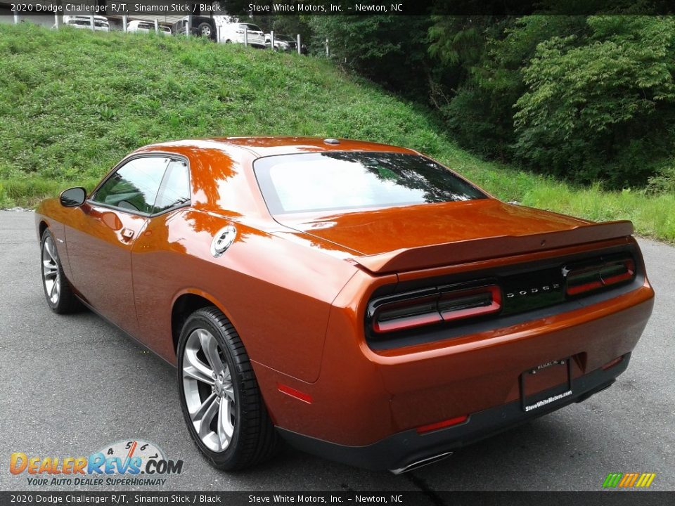 Sinamon Stick 2020 Dodge Challenger R/T Photo #4