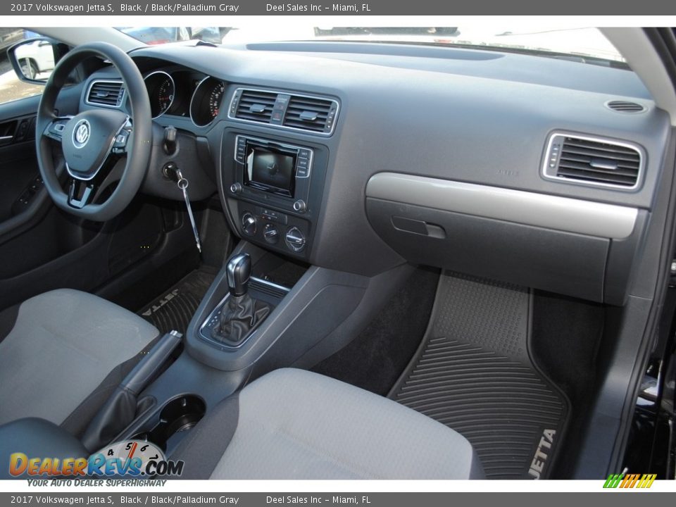 2017 Volkswagen Jetta S Black / Black/Palladium Gray Photo #16