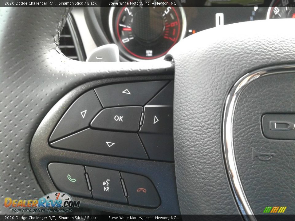 2020 Dodge Challenger R/T Steering Wheel Photo #17