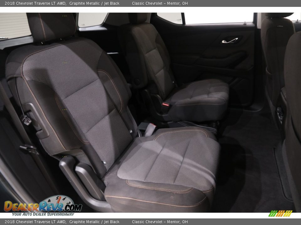 2018 Chevrolet Traverse LT AWD Graphite Metallic / Jet Black Photo #15