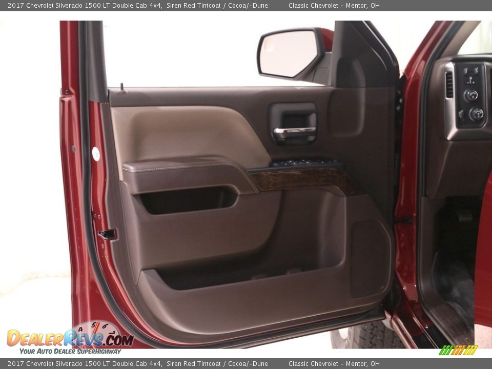 2017 Chevrolet Silverado 1500 LT Double Cab 4x4 Siren Red Tintcoat / Cocoa/­Dune Photo #4