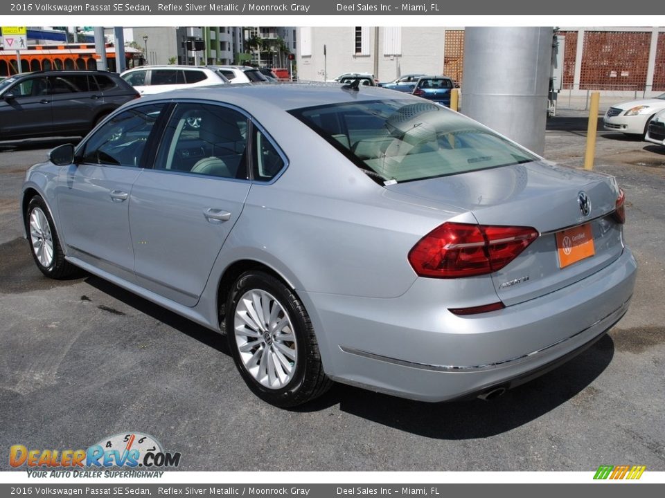 Reflex Silver Metallic 2016 Volkswagen Passat SE Sedan Photo #6