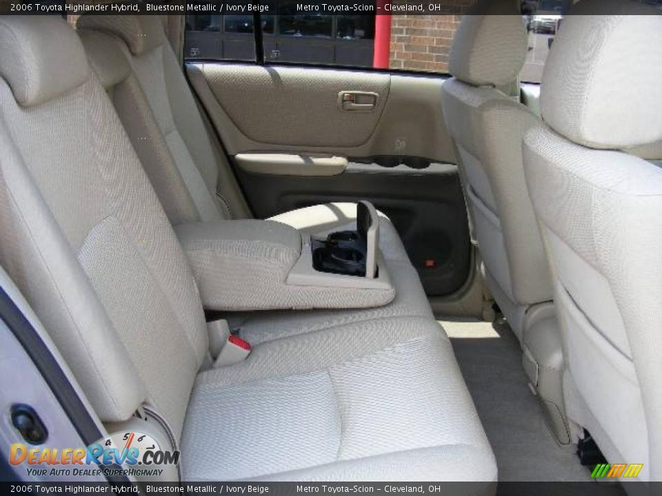 2006 Toyota Highlander Hybrid Bluestone Metallic / Ivory Beige Photo #14