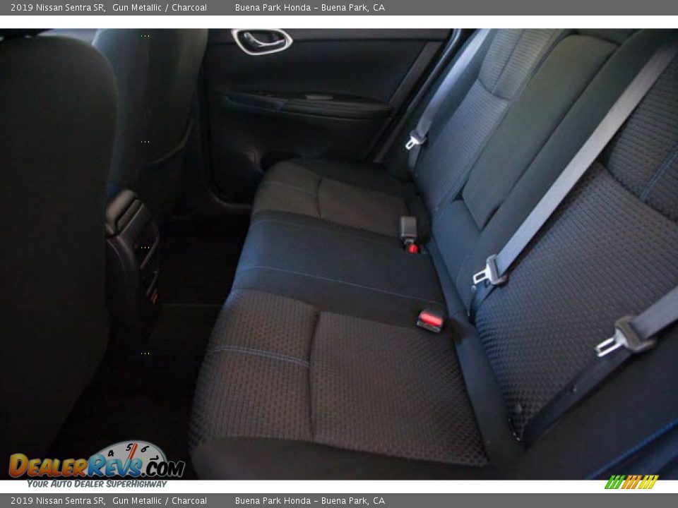 2019 Nissan Sentra SR Gun Metallic / Charcoal Photo #4