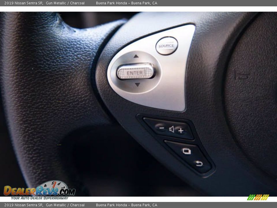 2019 Nissan Sentra SR Gun Metallic / Charcoal Photo #13
