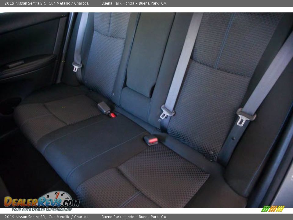2019 Nissan Sentra SR Gun Metallic / Charcoal Photo #17
