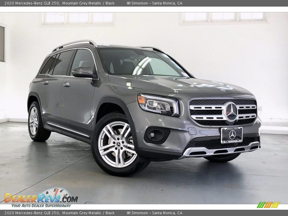 2020 Mercedes-Benz GLB 250 Mountain Grey Metallic / Black Photo #12