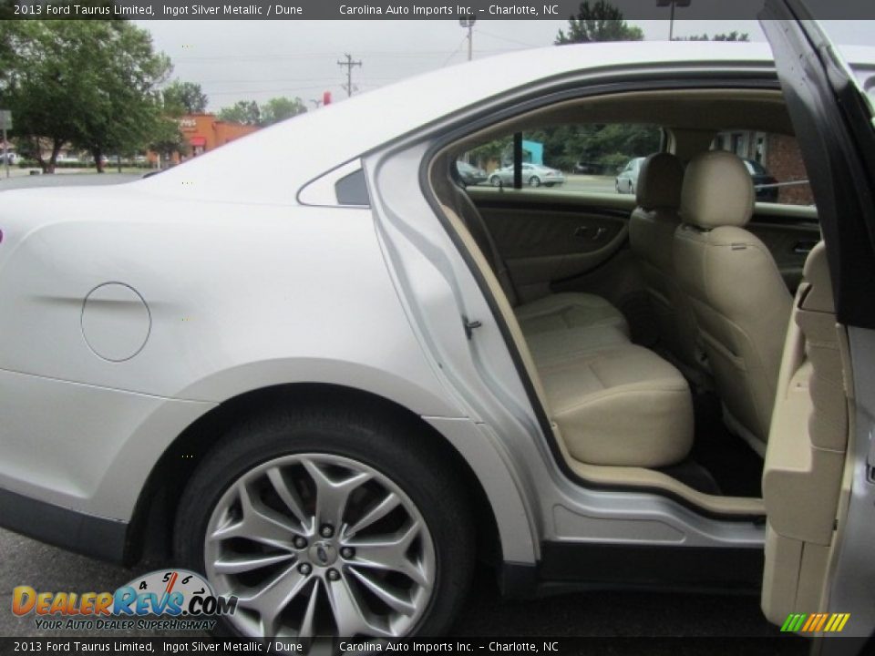 2013 Ford Taurus Limited Ingot Silver Metallic / Dune Photo #24