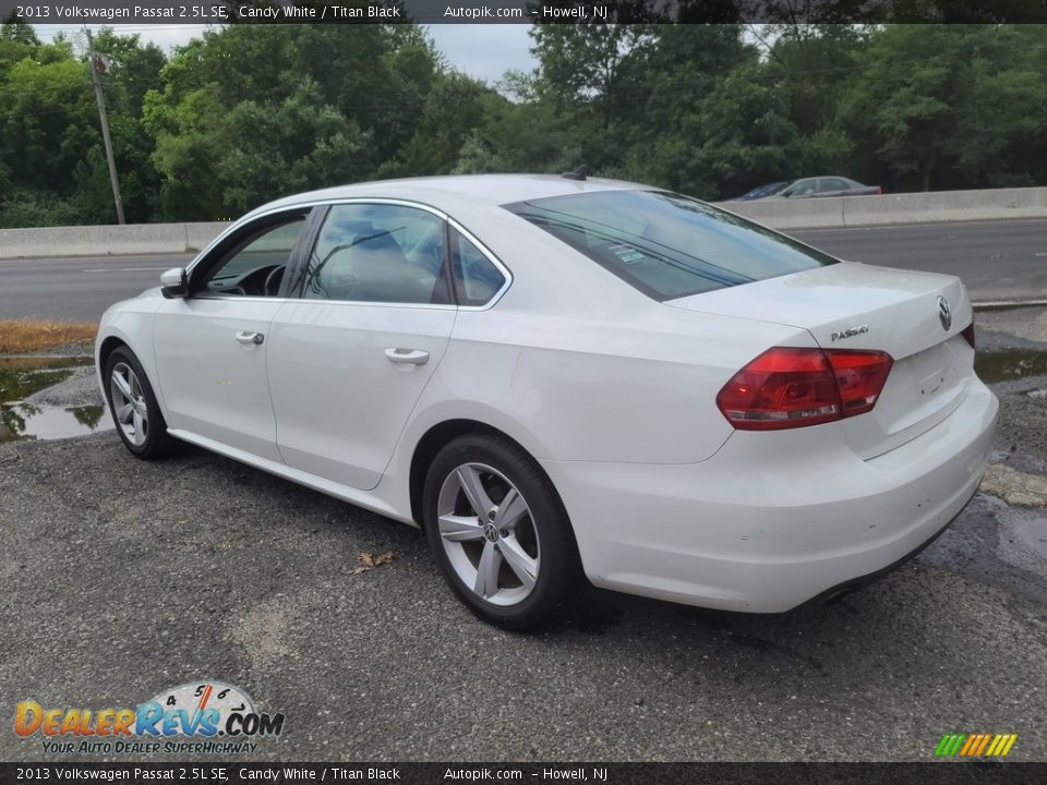 2013 Volkswagen Passat 2.5L SE Candy White / Titan Black Photo #5