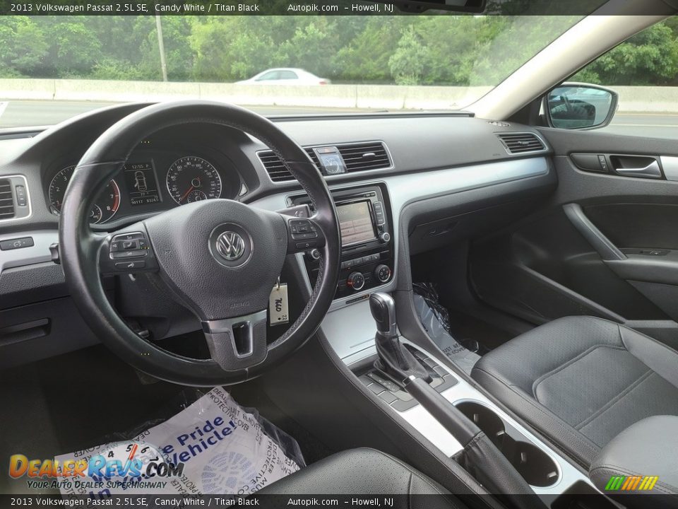 2013 Volkswagen Passat 2.5L SE Candy White / Titan Black Photo #9