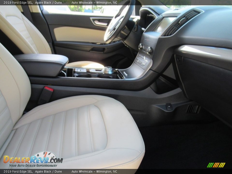 2019 Ford Edge SEL Agate Black / Dune Photo #12