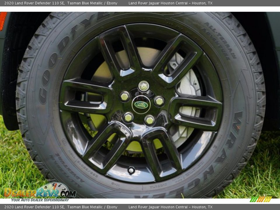 2020 Land Rover Defender 110 SE Wheel Photo #10