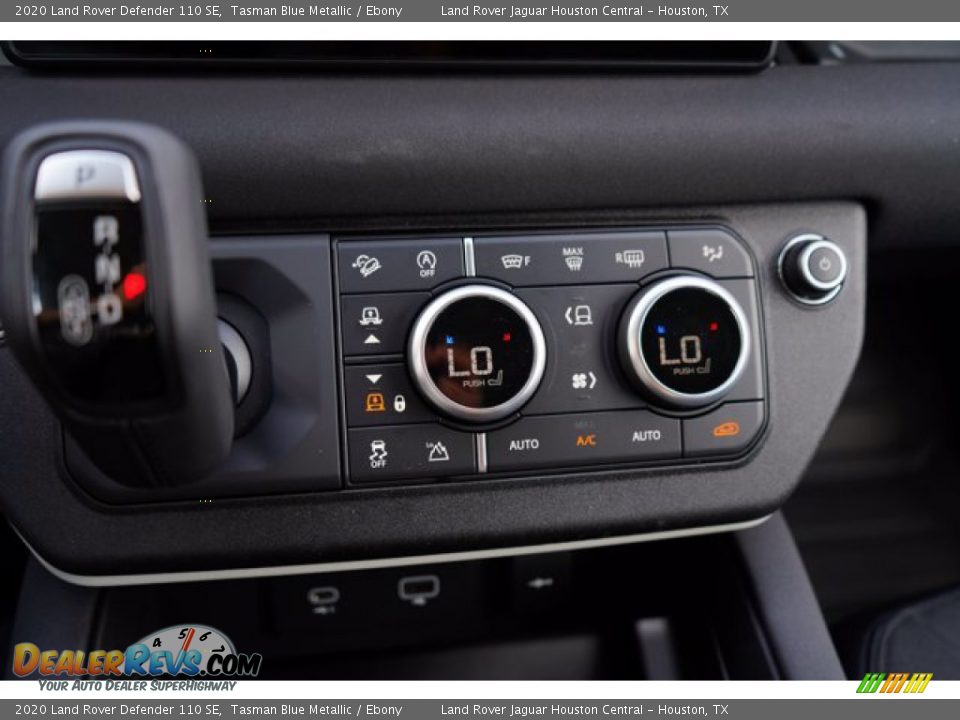 Controls of 2020 Land Rover Defender 110 SE Photo #17