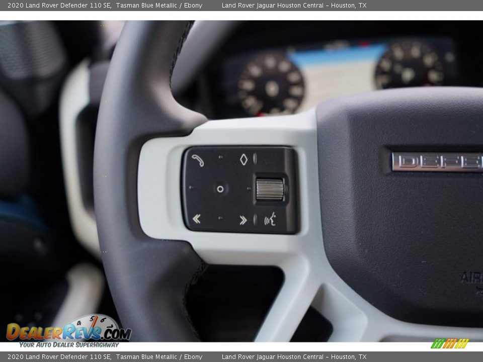 2020 Land Rover Defender 110 SE Steering Wheel Photo #20