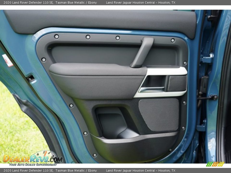 Door Panel of 2020 Land Rover Defender 110 SE Photo #24