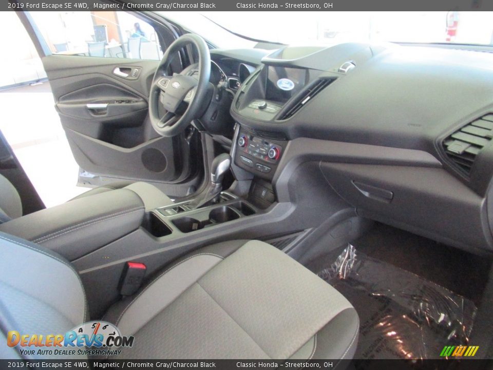 2019 Ford Escape SE 4WD Magnetic / Chromite Gray/Charcoal Black Photo #18