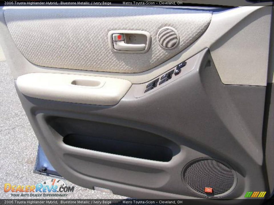 2006 Toyota Highlander Hybrid Bluestone Metallic / Ivory Beige Photo #24