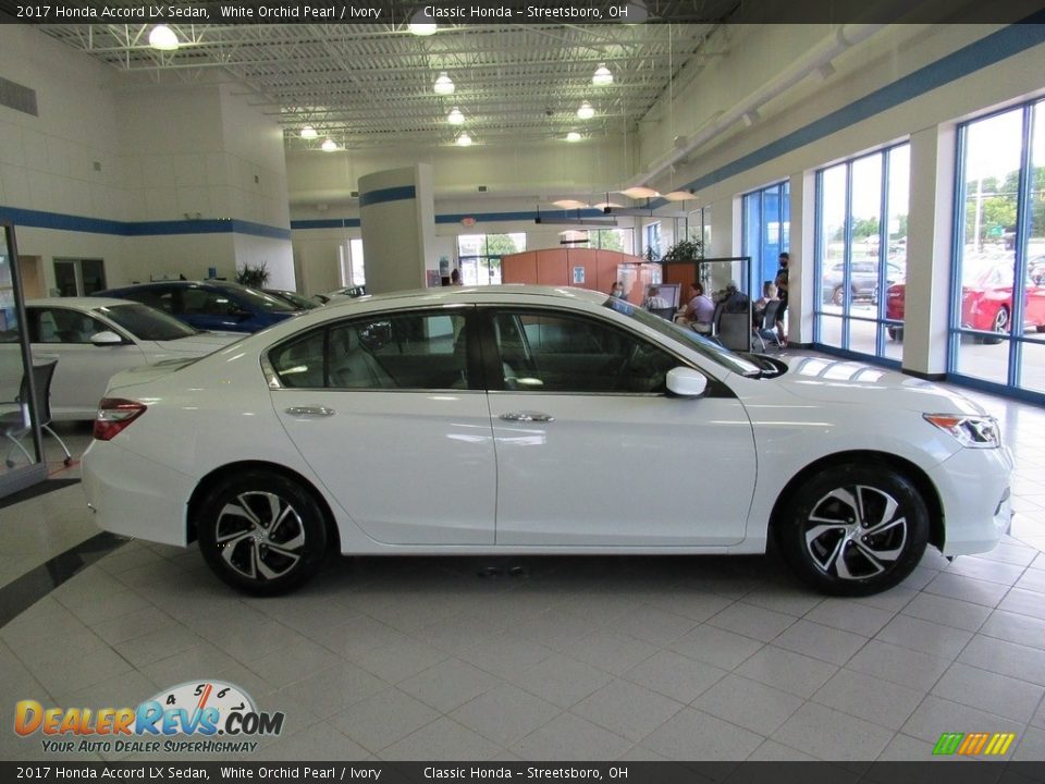 2017 Honda Accord LX Sedan White Orchid Pearl / Ivory Photo #5