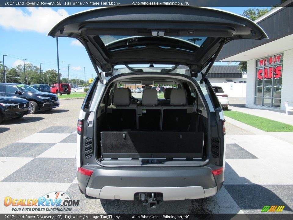 2017 Land Rover Discovery HSE Fuji White / Vintage Tan/Ebony Photo #5