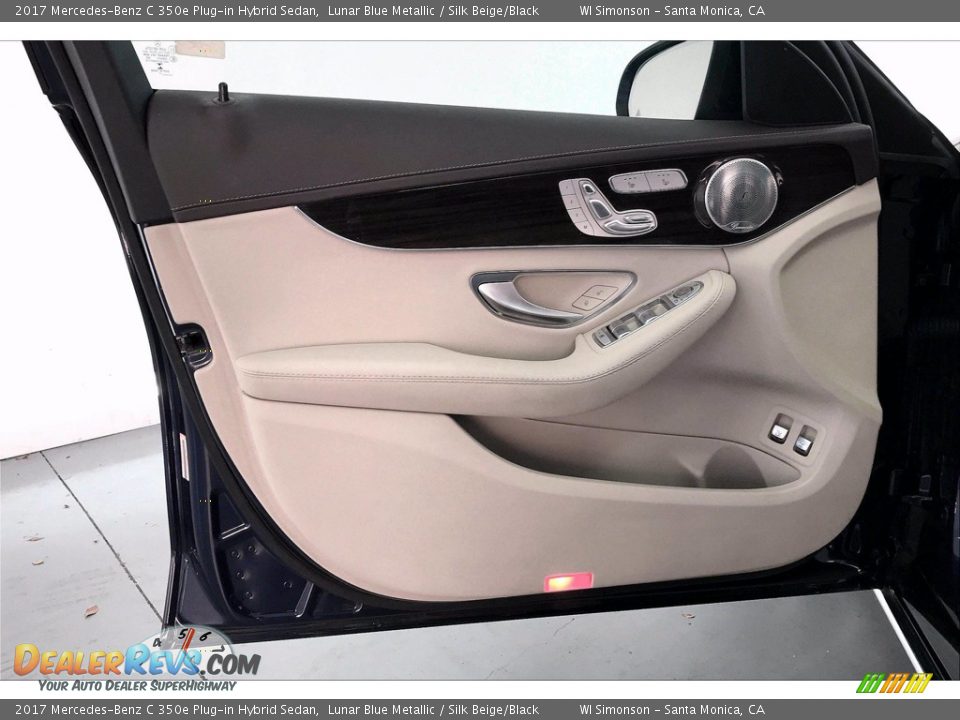 Door Panel of 2017 Mercedes-Benz C 350e Plug-in Hybrid Sedan Photo #25