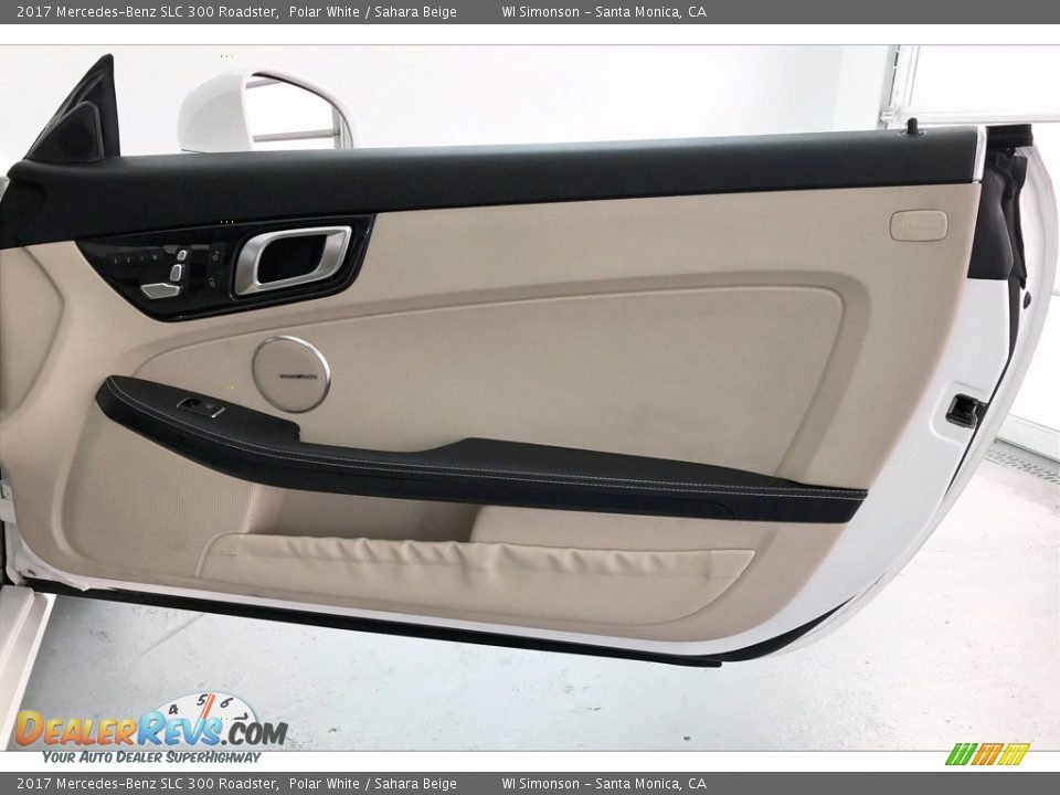 Door Panel of 2017 Mercedes-Benz SLC 300 Roadster Photo #28