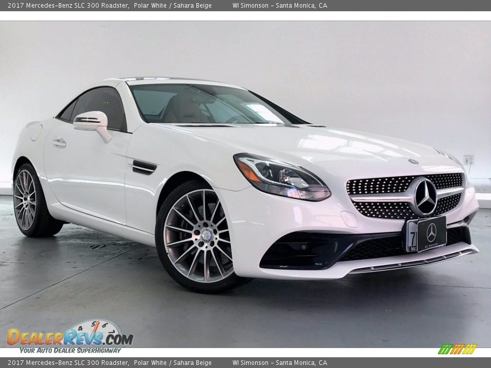 Front 3/4 View of 2017 Mercedes-Benz SLC 300 Roadster Photo #32