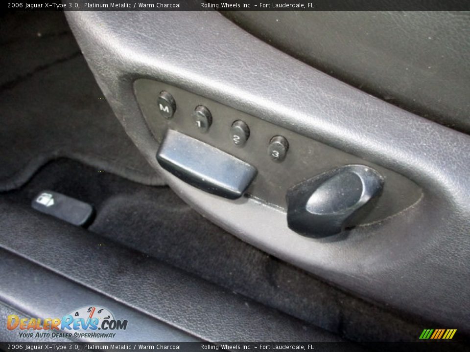 2006 Jaguar X-Type 3.0 Platinum Metallic / Warm Charcoal Photo #14
