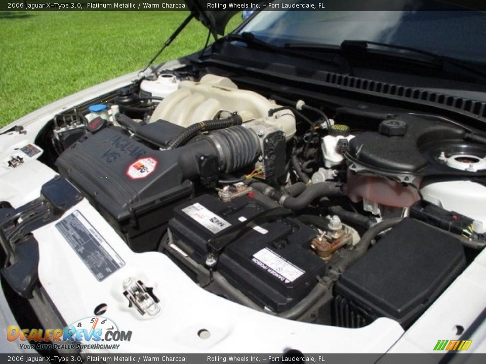 2006 Jaguar X-Type 3.0 Platinum Metallic / Warm Charcoal Photo #29