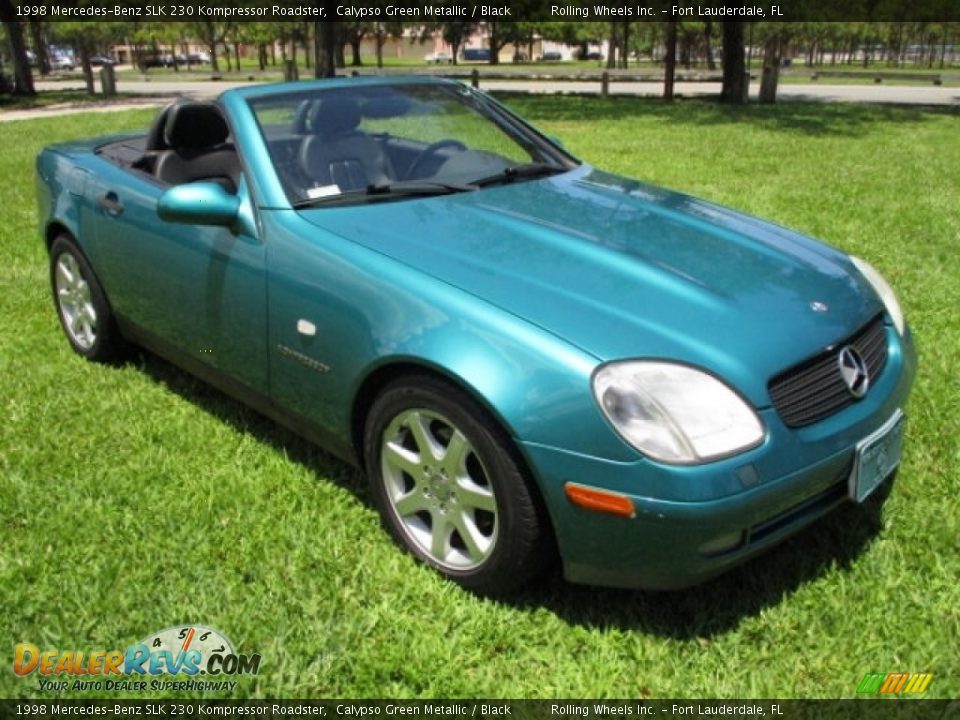 Front 3/4 View of 1998 Mercedes-Benz SLK 230 Kompressor Roadster Photo #5