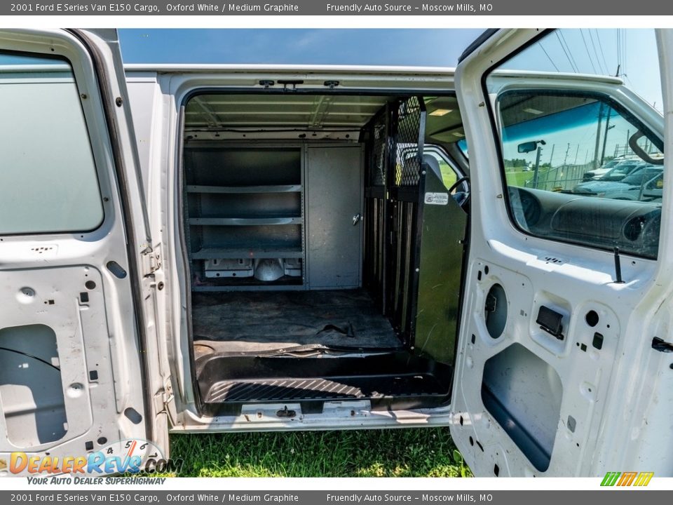 2001 Ford E Series Van E150 Cargo Oxford White / Medium Graphite Photo #7