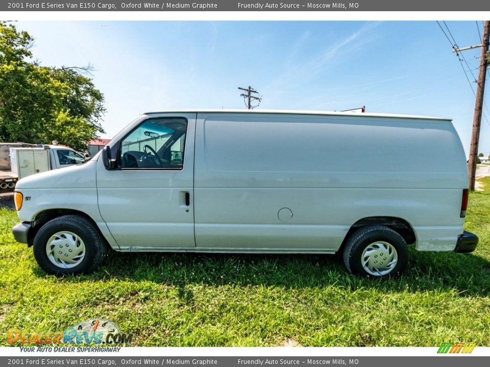 Oxford White 2001 Ford E Series Van E150 Cargo Photo #11