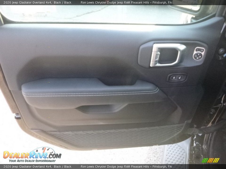 2020 Jeep Gladiator Overland 4x4 Black / Black Photo #14